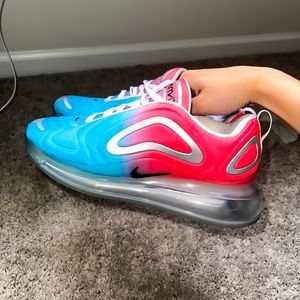 Womens Nike Airmax 720